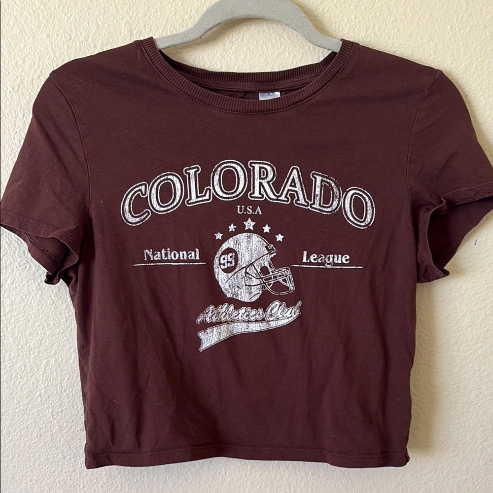 H&M Brown Colorado Graphic T-Shirt 🥥🤎